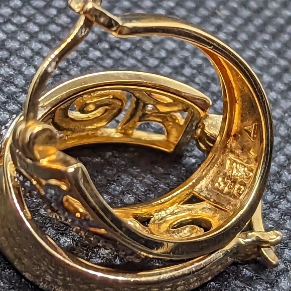 14k Gold and Sterling Hoops diamond chip detail - Picture 5 of 5